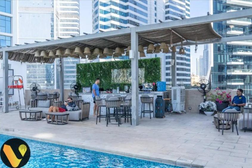 Vogue Damac Maison Prive - Stunning 17th Floor Balcony & Pool With Canal Views Prime Business Bay Location, Near Downtown & Burj Khalifa Apartment *