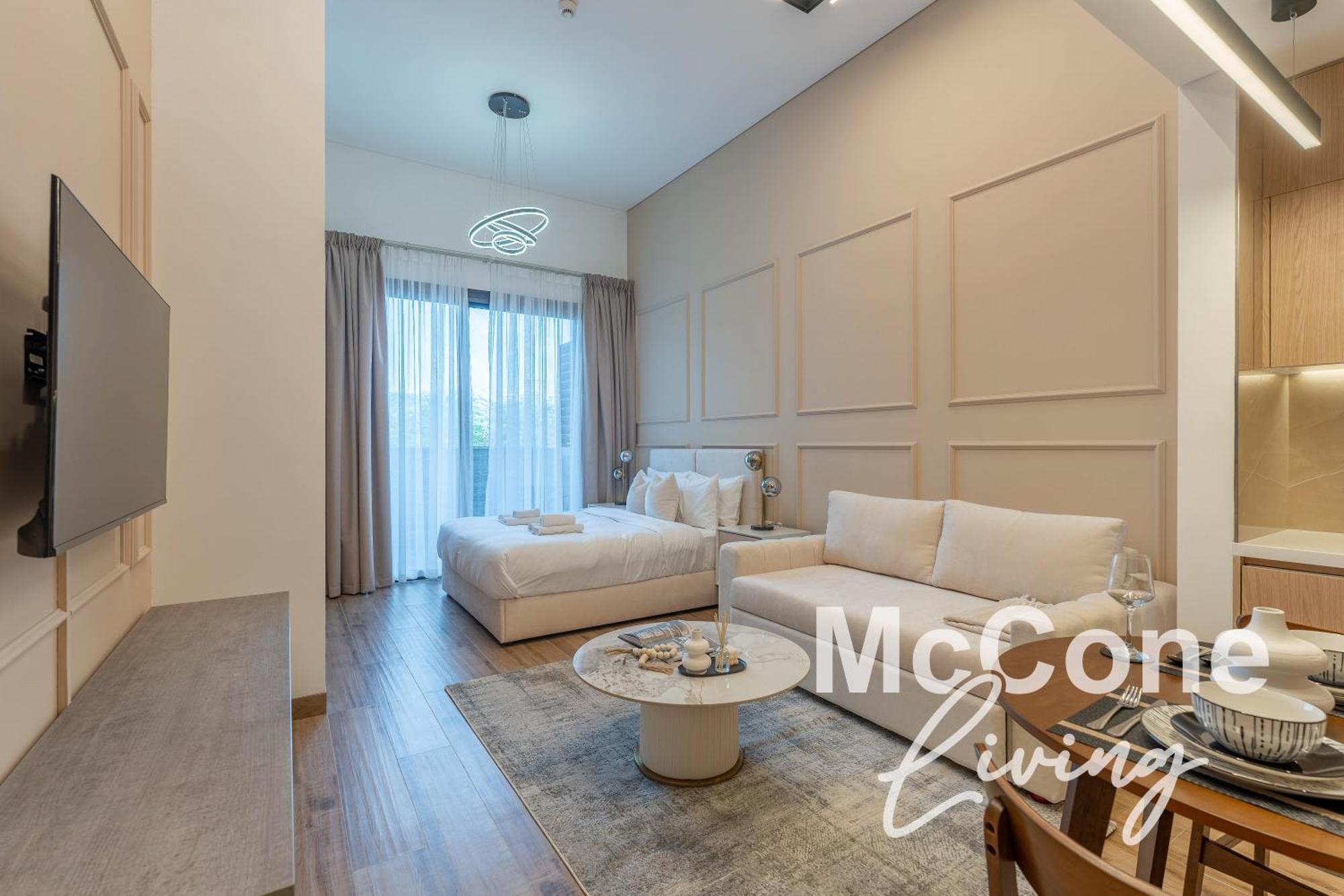 Urban With Pool & Tennis Court Apartment *