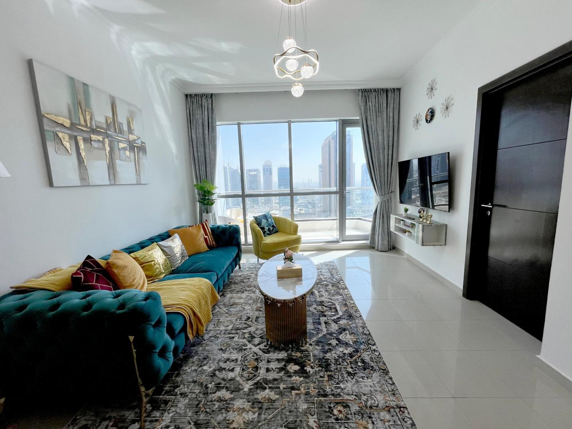 Stunning 1 Bedroom In Jbr With Balcony - Marina Mall View Apartment Dubai