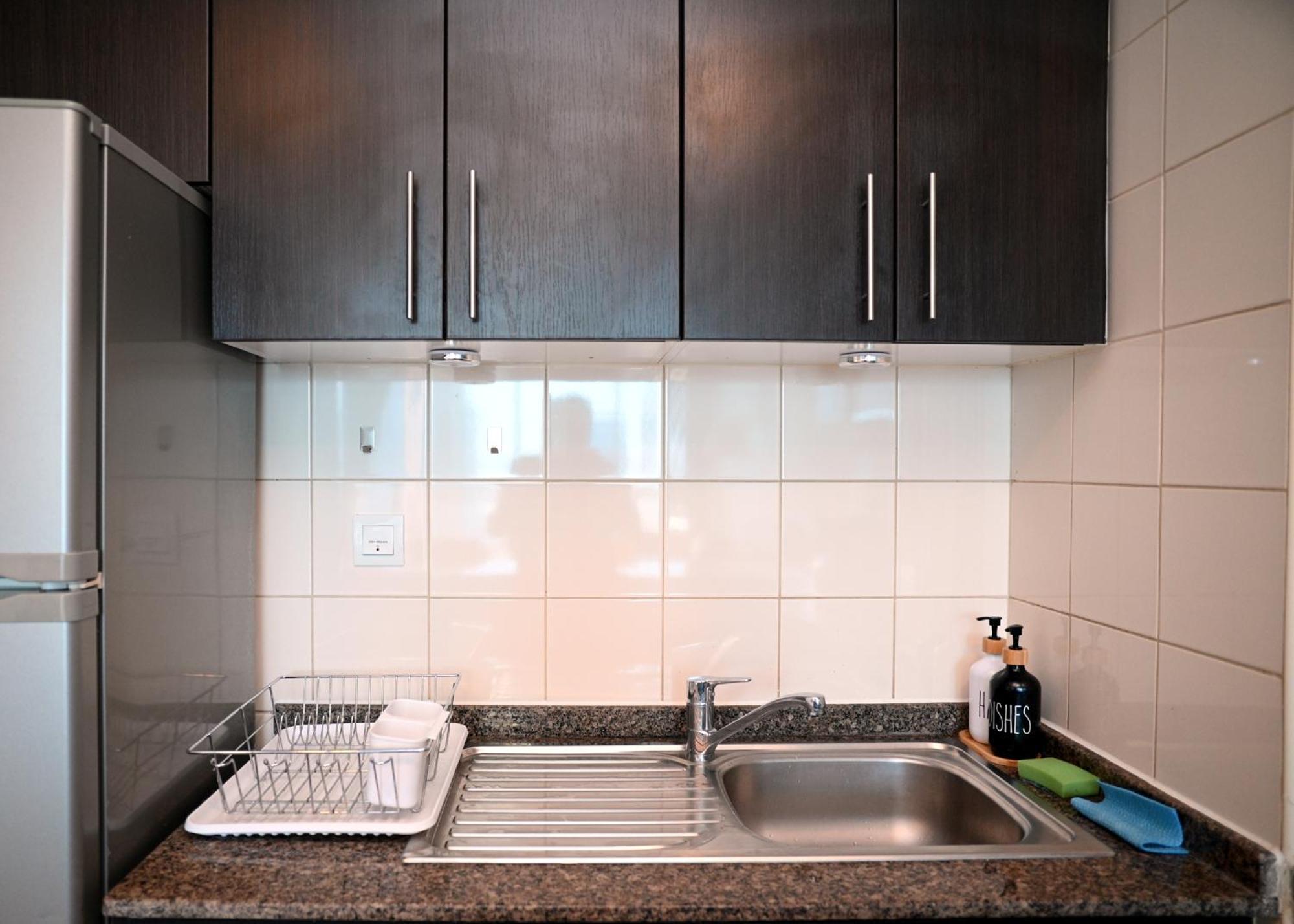 Stunning 1 Bedroom In Jbr With Balcony - Marina Mall View * Dubai
