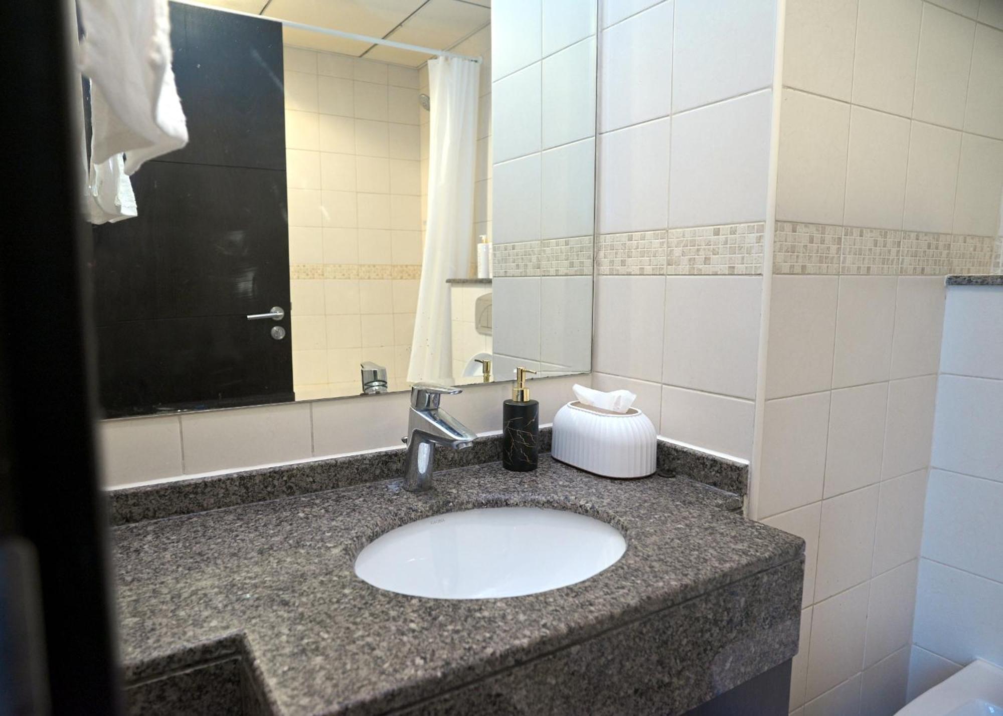 Apartment Stunning 1 Bedroom In Jbr With Balcony - Marina Mall View