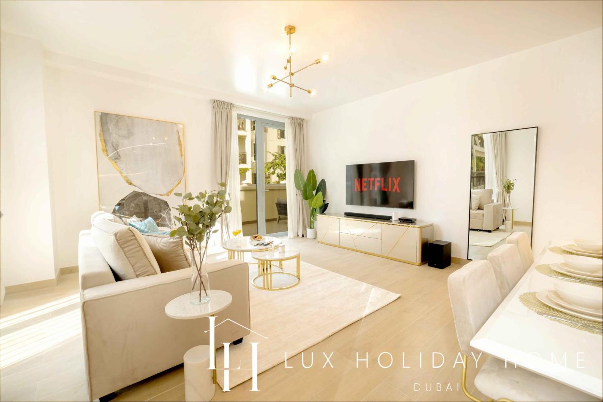 Lux The La By The Sea 4 *