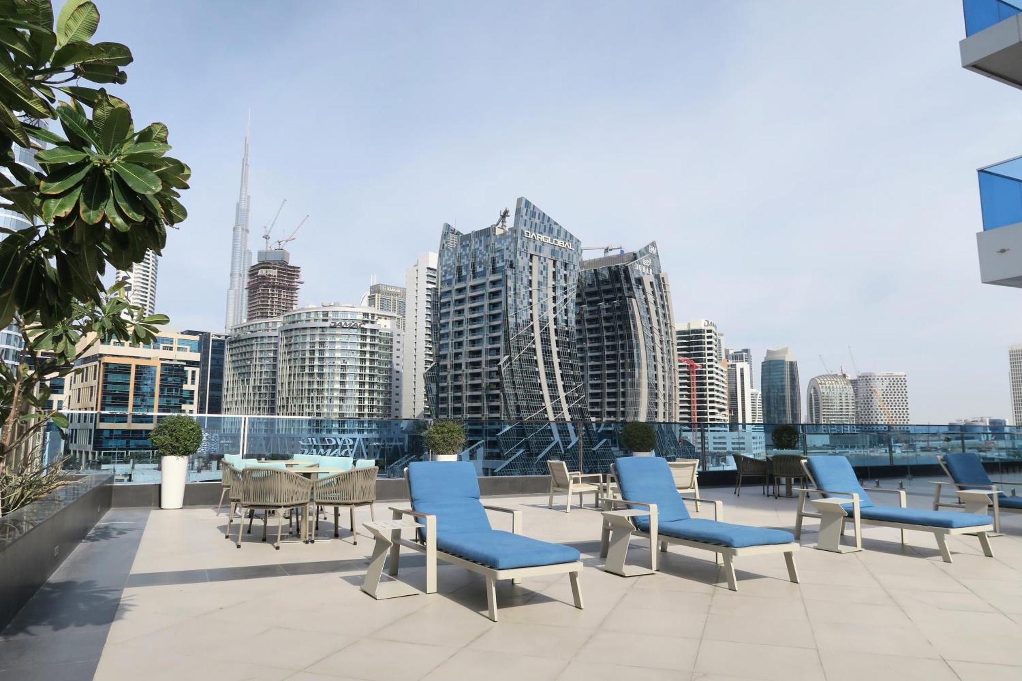 Apartment Spacious 2bdr Canal And Partial Burj Khalifa Views, Business Bay