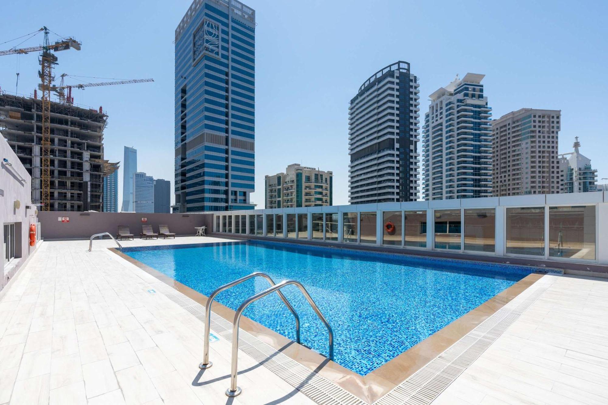 Bnbnova - Chic 1br - Prime Marina Location