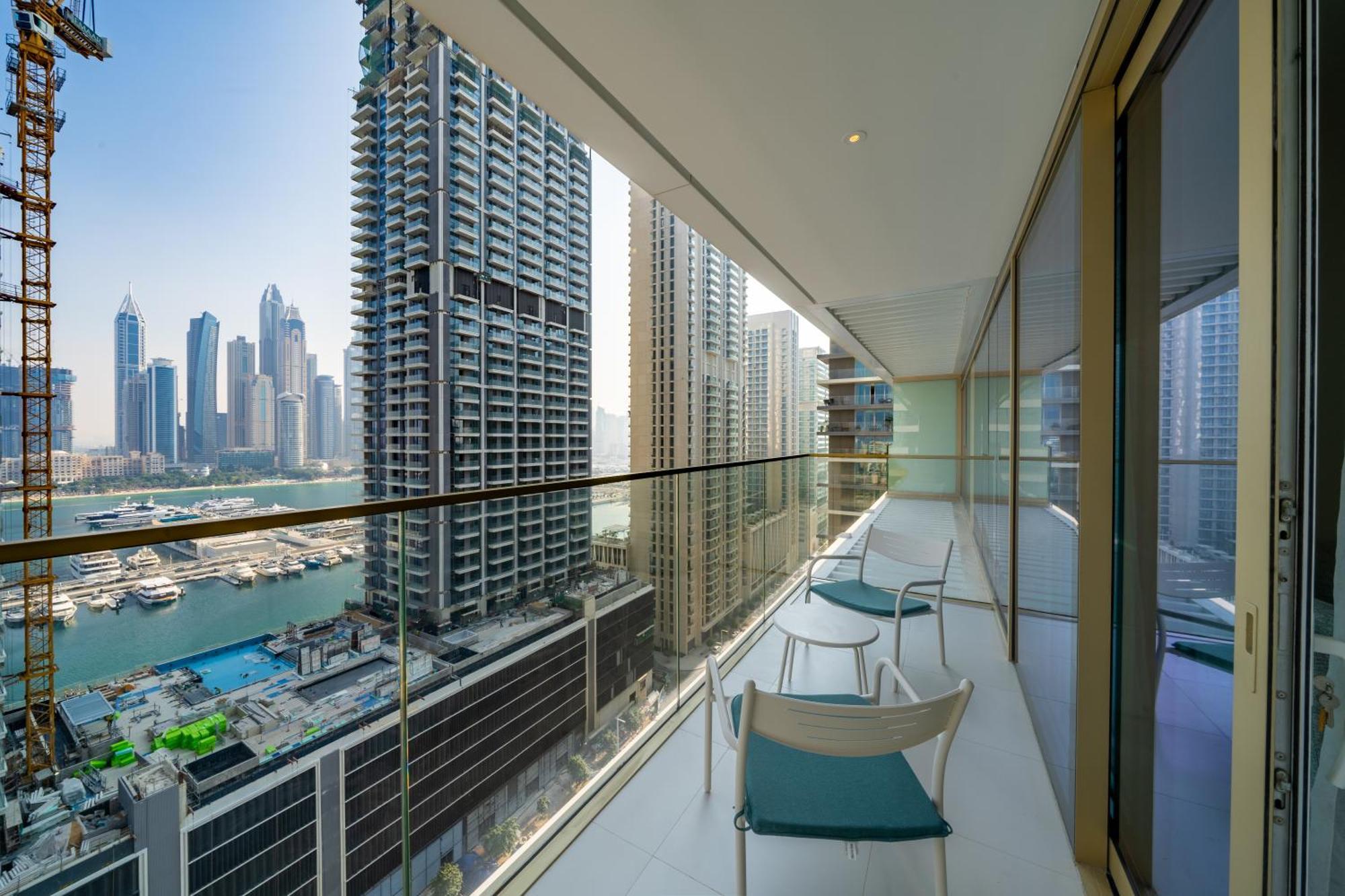 Homes Beyond I Newly Furnished 1br With Access * Dubai