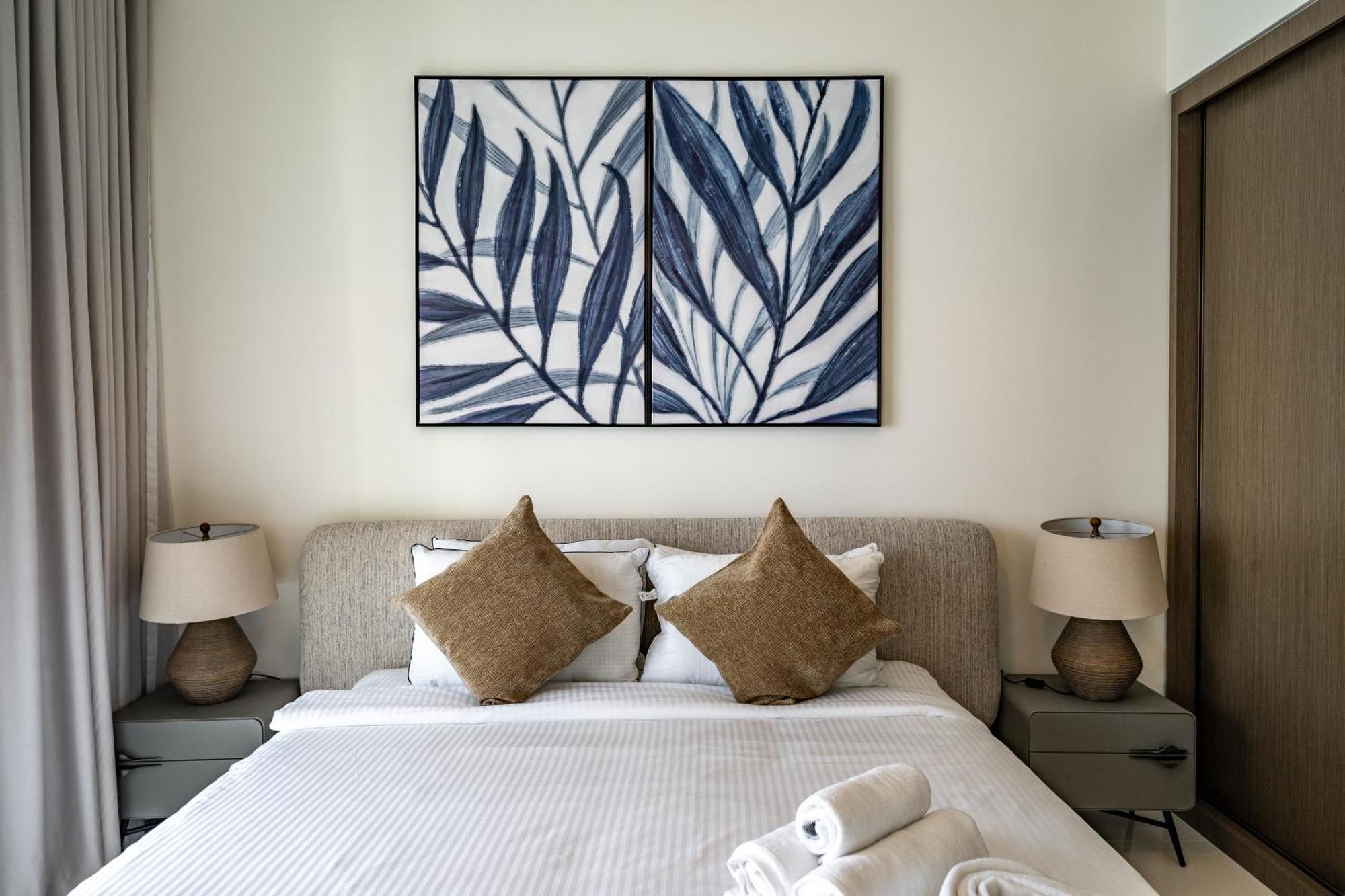 Homes Beyond I Newly Furnished 1br With Access * Dubai