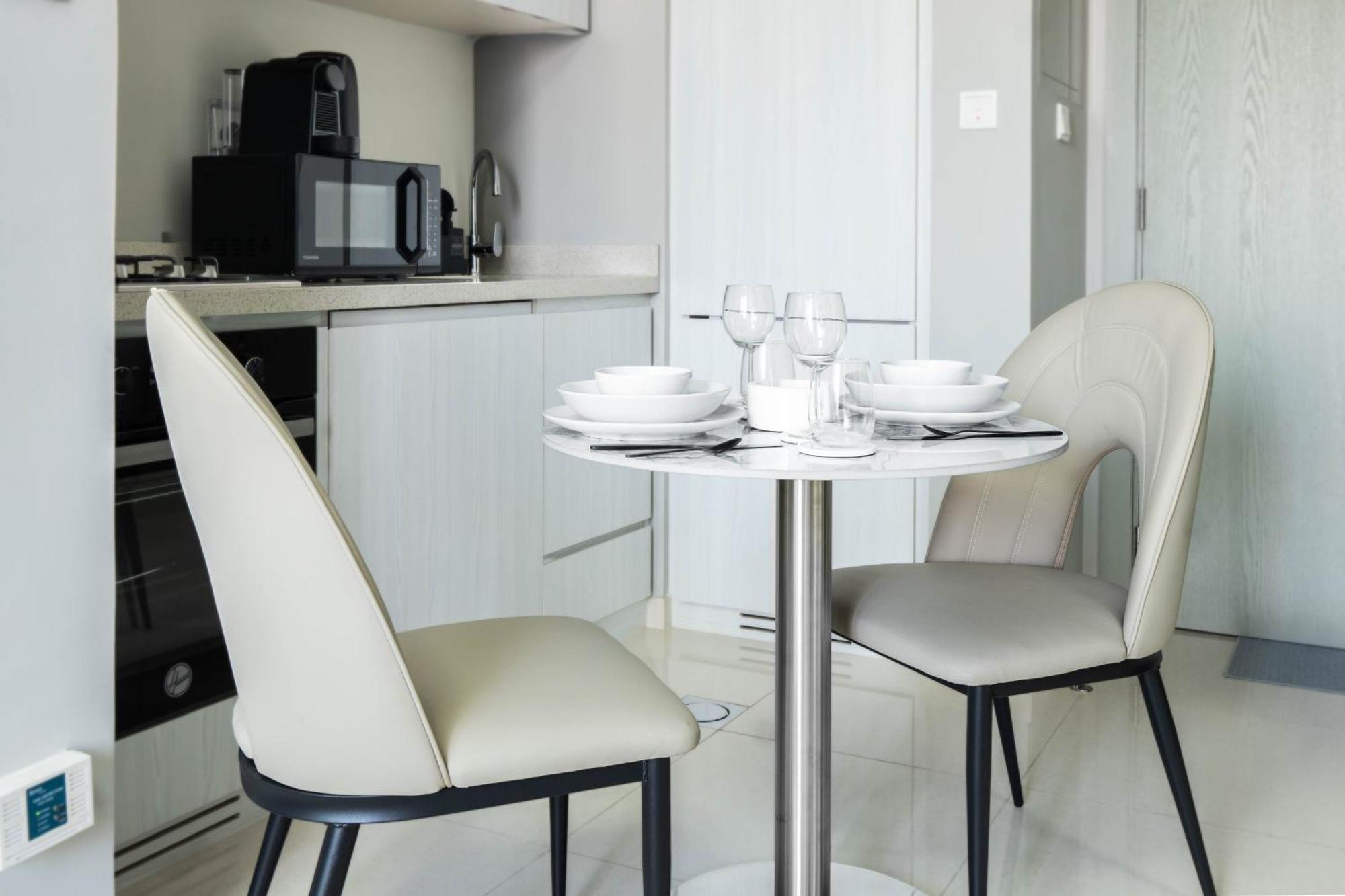 Apartment Keyrock Living - 1br Retreat With View & Pool Dubai