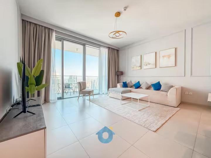 Like - 3904 Impressive 2-bhk With Partial Sea View And Community View Apartment *
