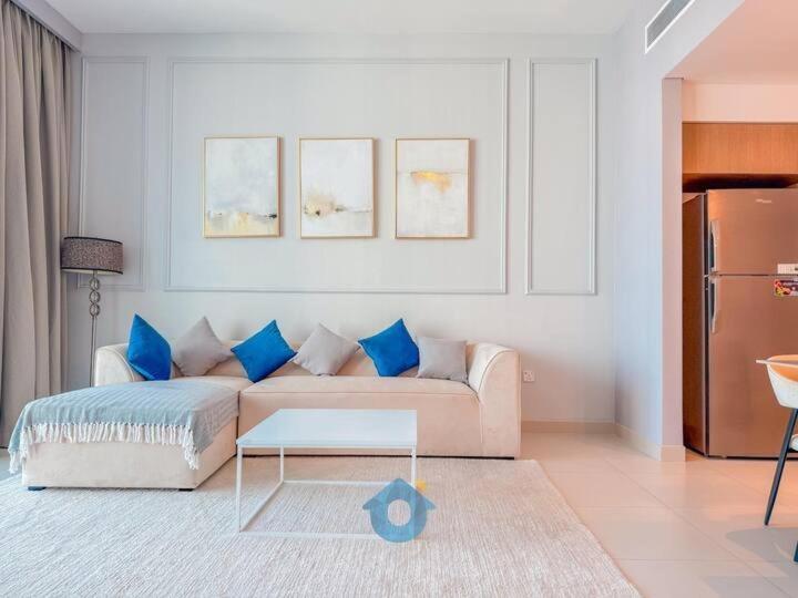 Like - 3904 Impressive 2-bhk With Partial Sea View And Community View Apartment