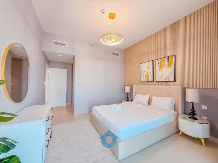 Like - 3904 Impressive 2-bhk With Partial Sea View And Community View Apartment Dubai