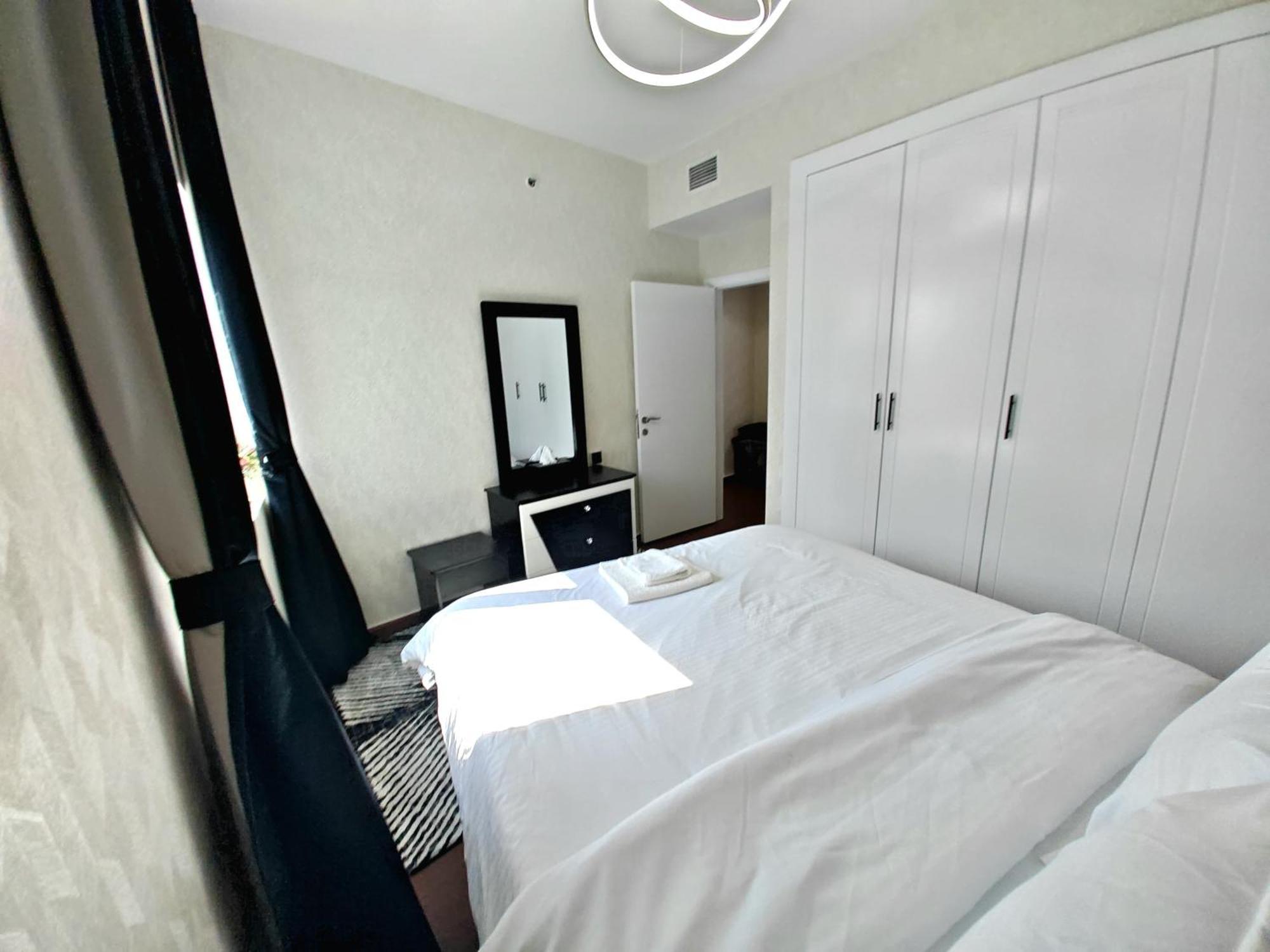 Full Marina View 2 Bhk Apartment Dubai