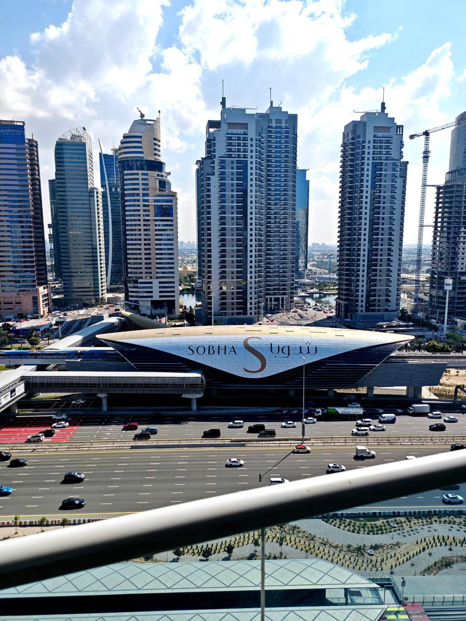 Full Marina View 2 Bhk Apartment Dubai