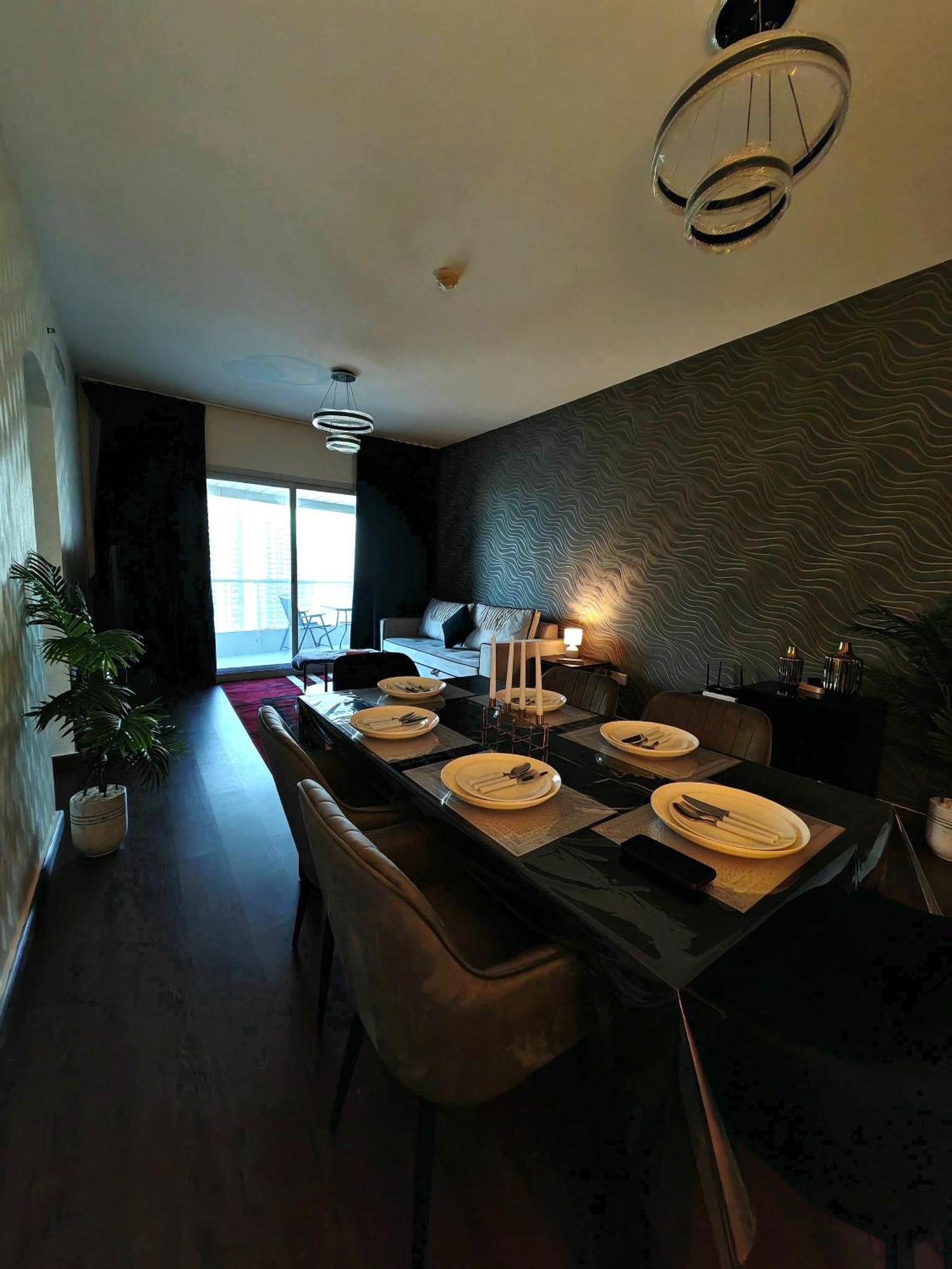 Full Marina View 2 Bhk Apartment Dubai
