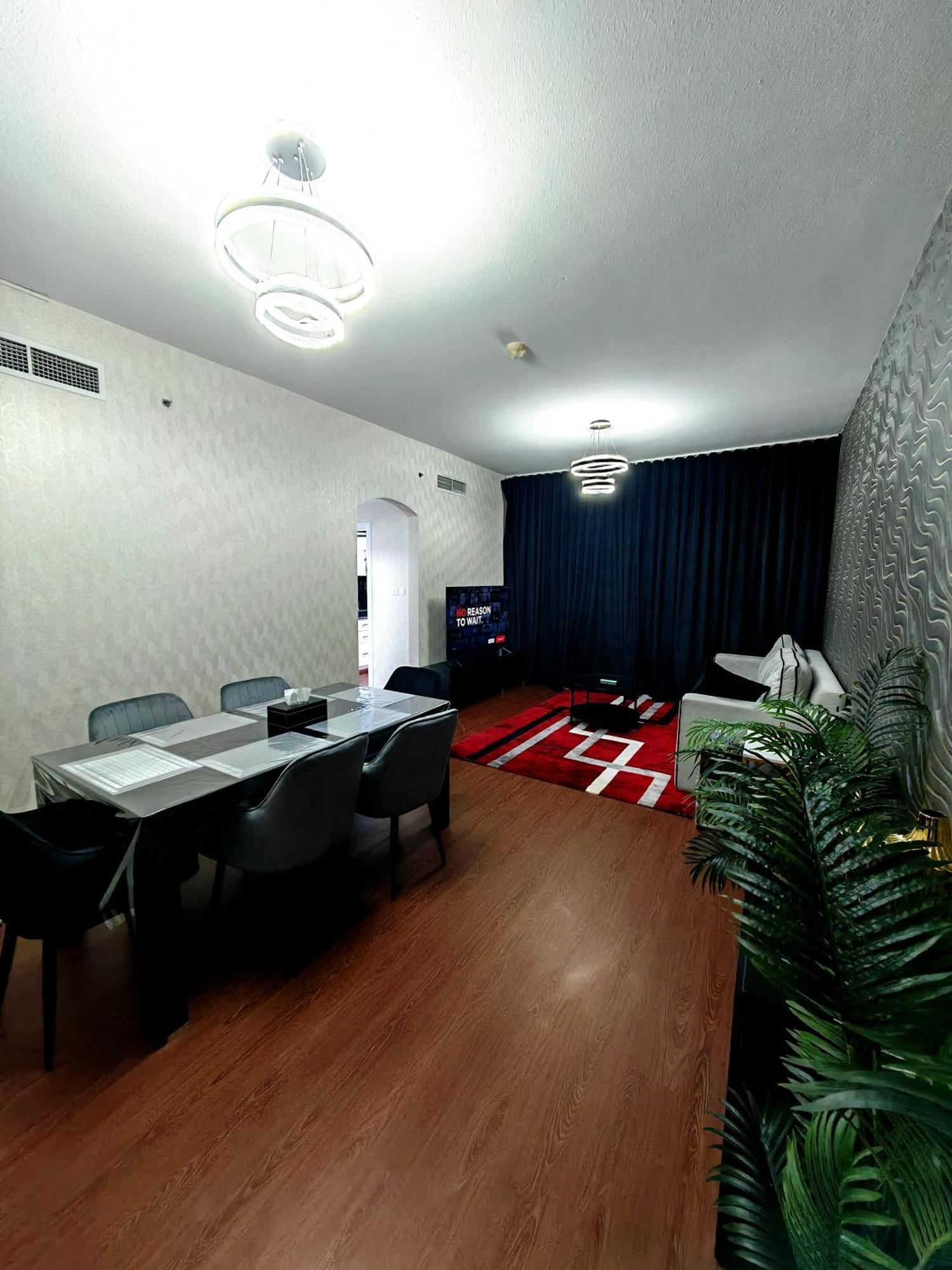 Full Marina View 2 Bhk Apartment