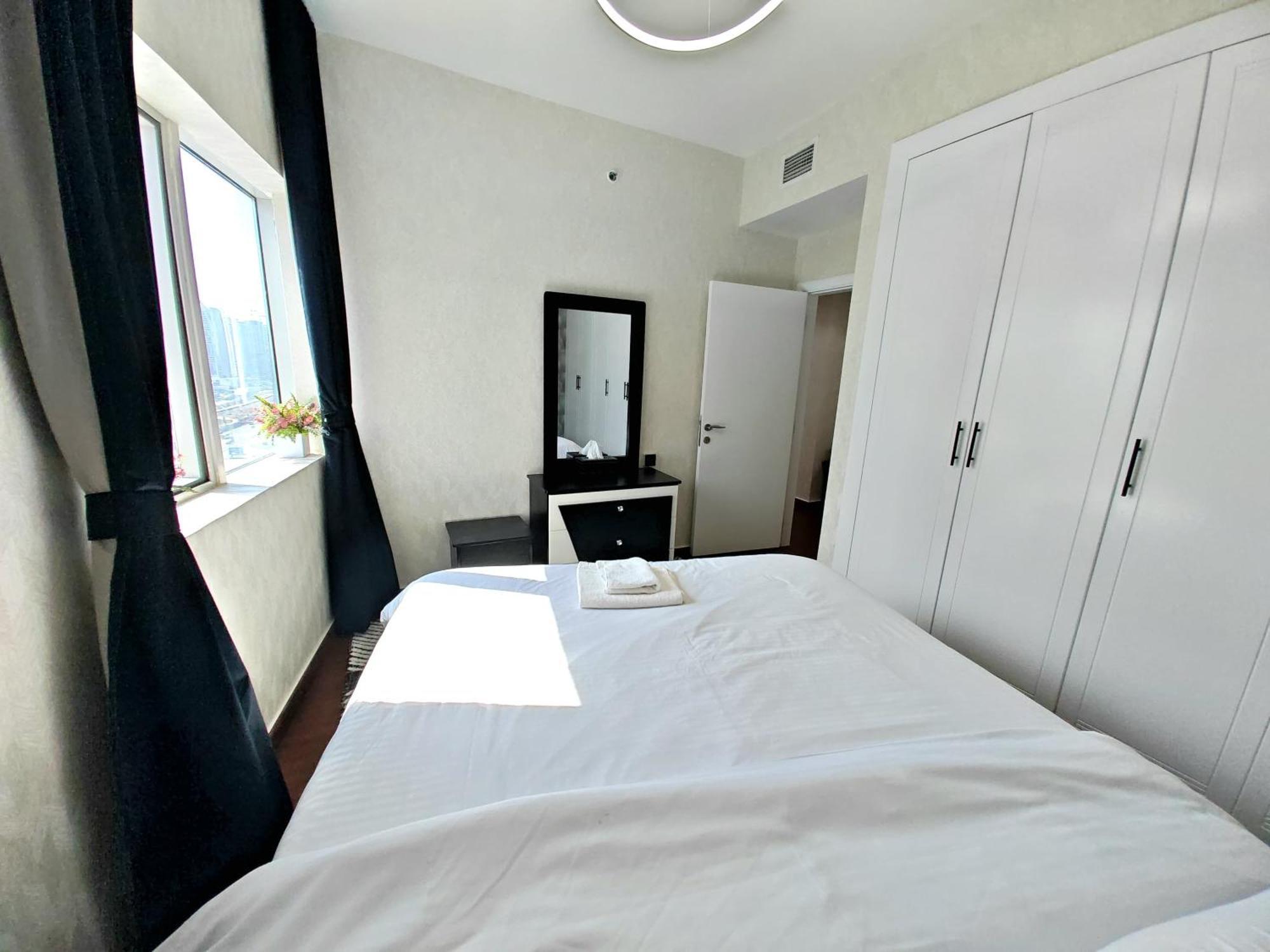 Apartment Full Marina View 2 Bhk *