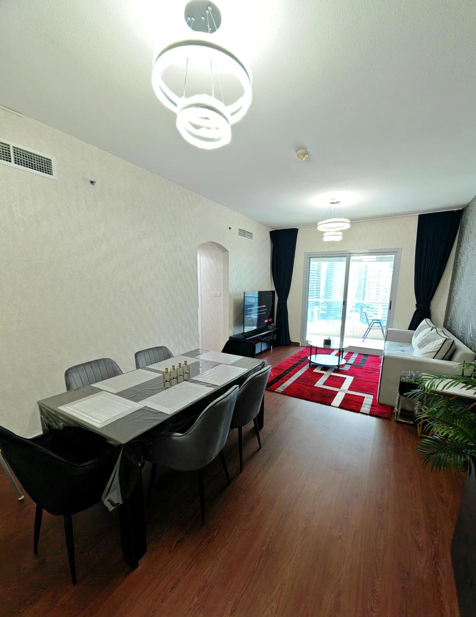 Full Marina View 2 Bhk Apartment