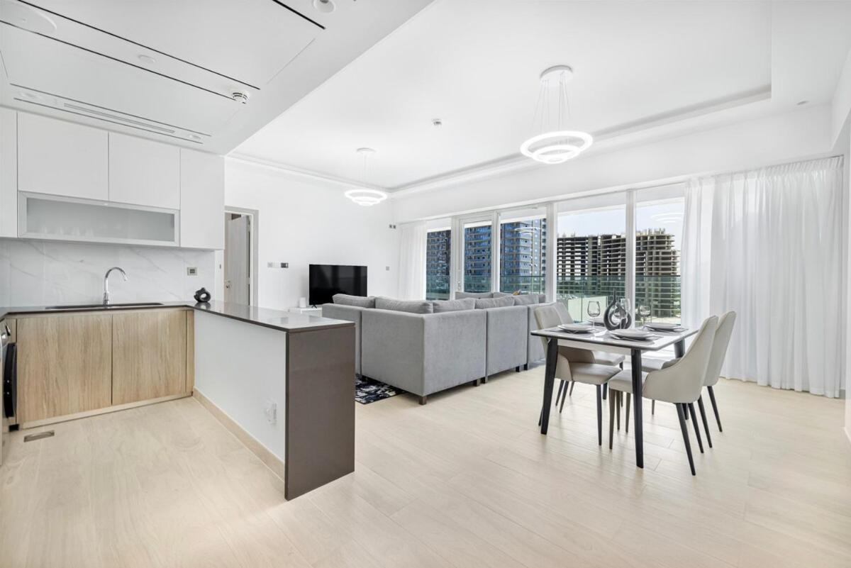 Apartment Stylish Brand New 1 Bedroom