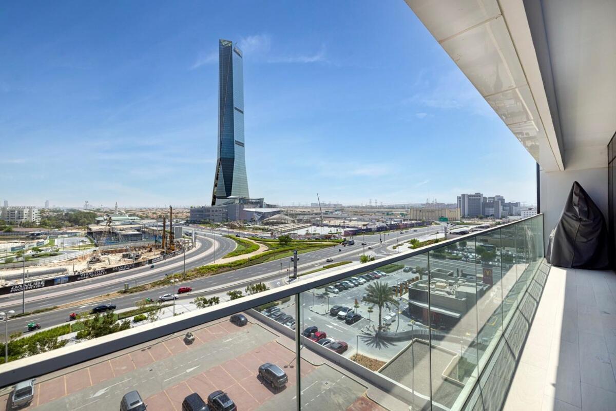 Apartment Stylish Brand New 1 Bedroom *
