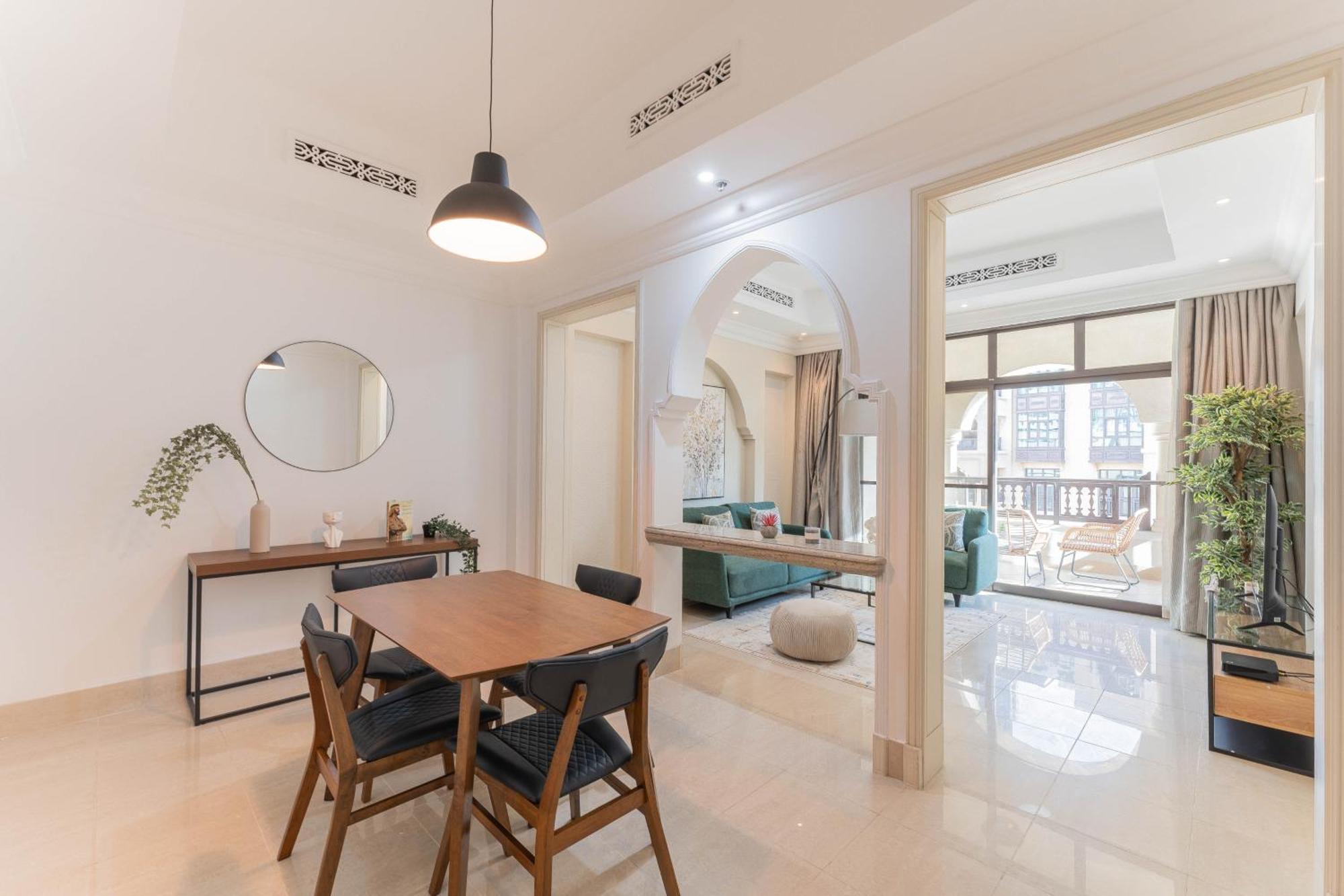 Apartment Breath-taking View Of The Iconic Burj Khalifa At Your Door Step Dubai