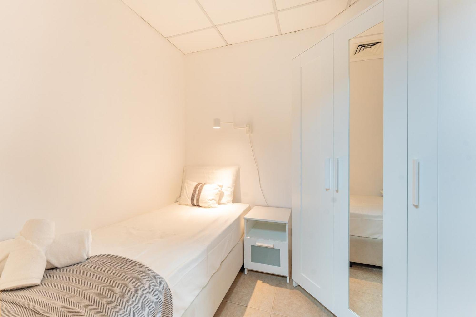 2 Bed Plus Maids In Abu Keibal 1 Shoerline By Pk H Apartment