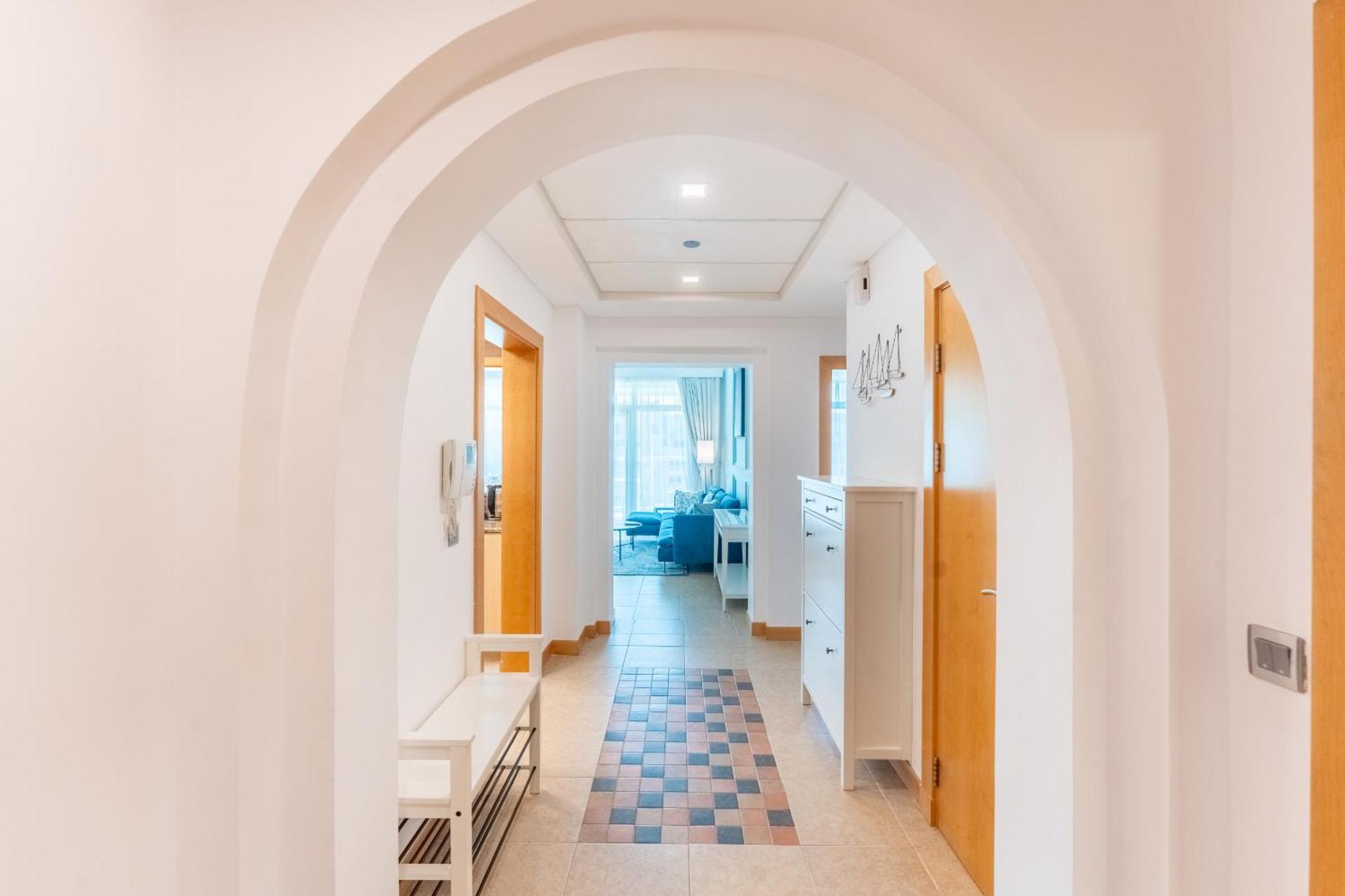 2 Bed Plus Maids In Abu Keibal 1 Shoerline By Pk H * Dubai