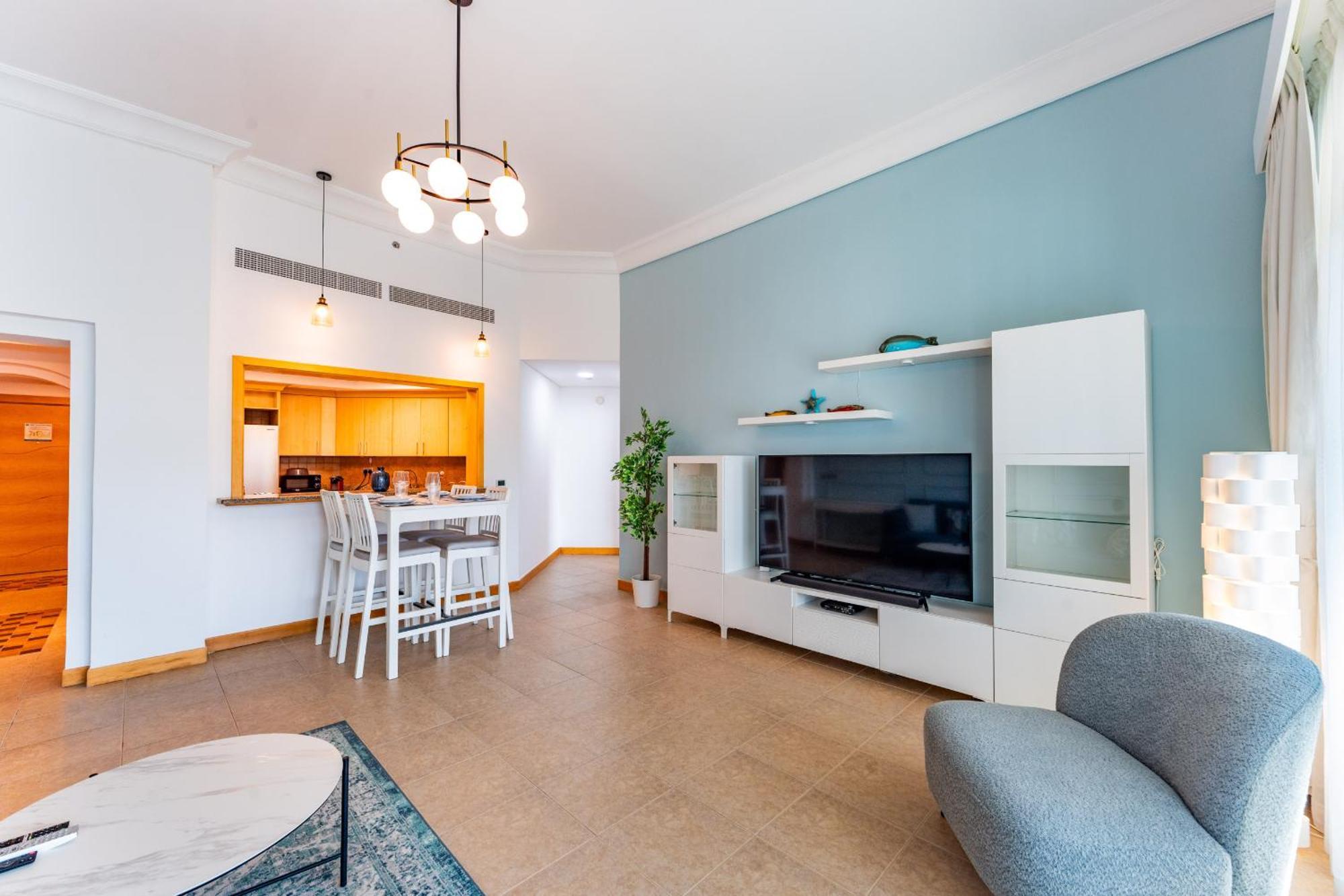 2 Bed Plus Maids In Abu Keibal 1 Shoerline By Pk H * Dubai
