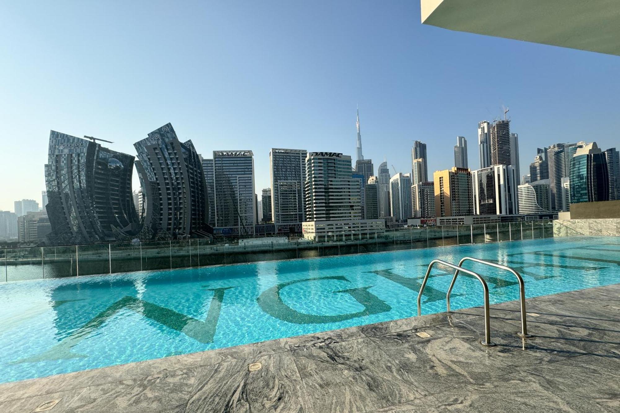 Upscale 1 Bedroom With Burj Khalifa View Apartment *