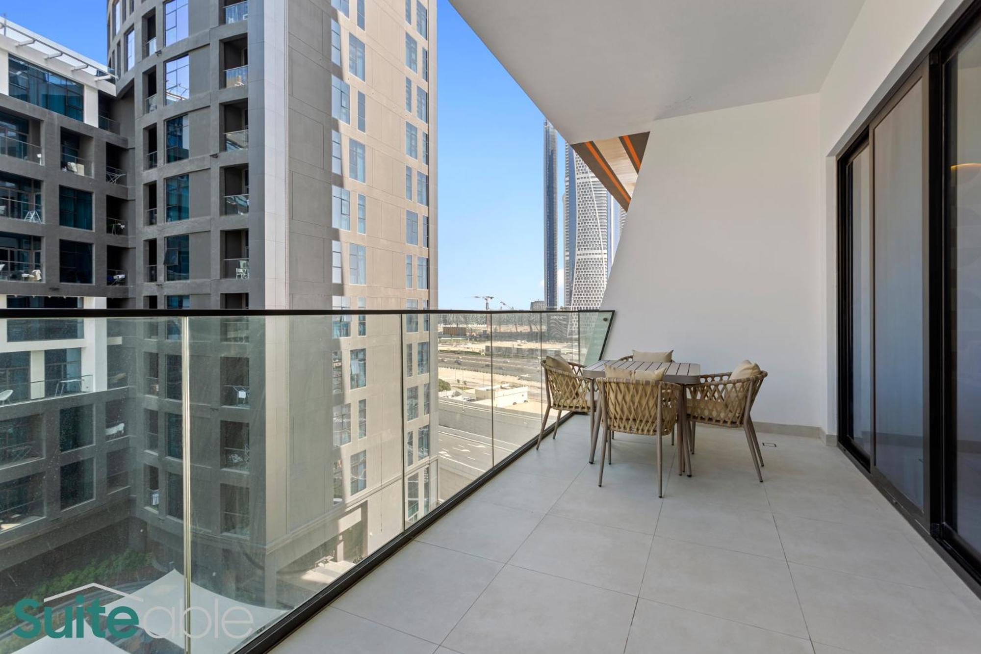 Upscale 1 Bedroom With Burj Khalifa View Apartment Dubai