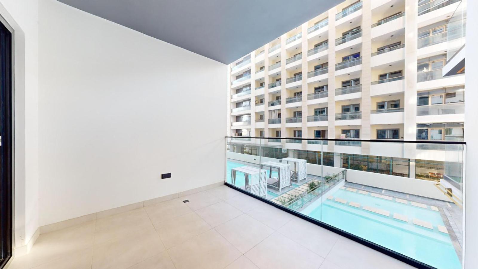 Binghatti Creek - Chic Two Bedroom In Al Jadaf *