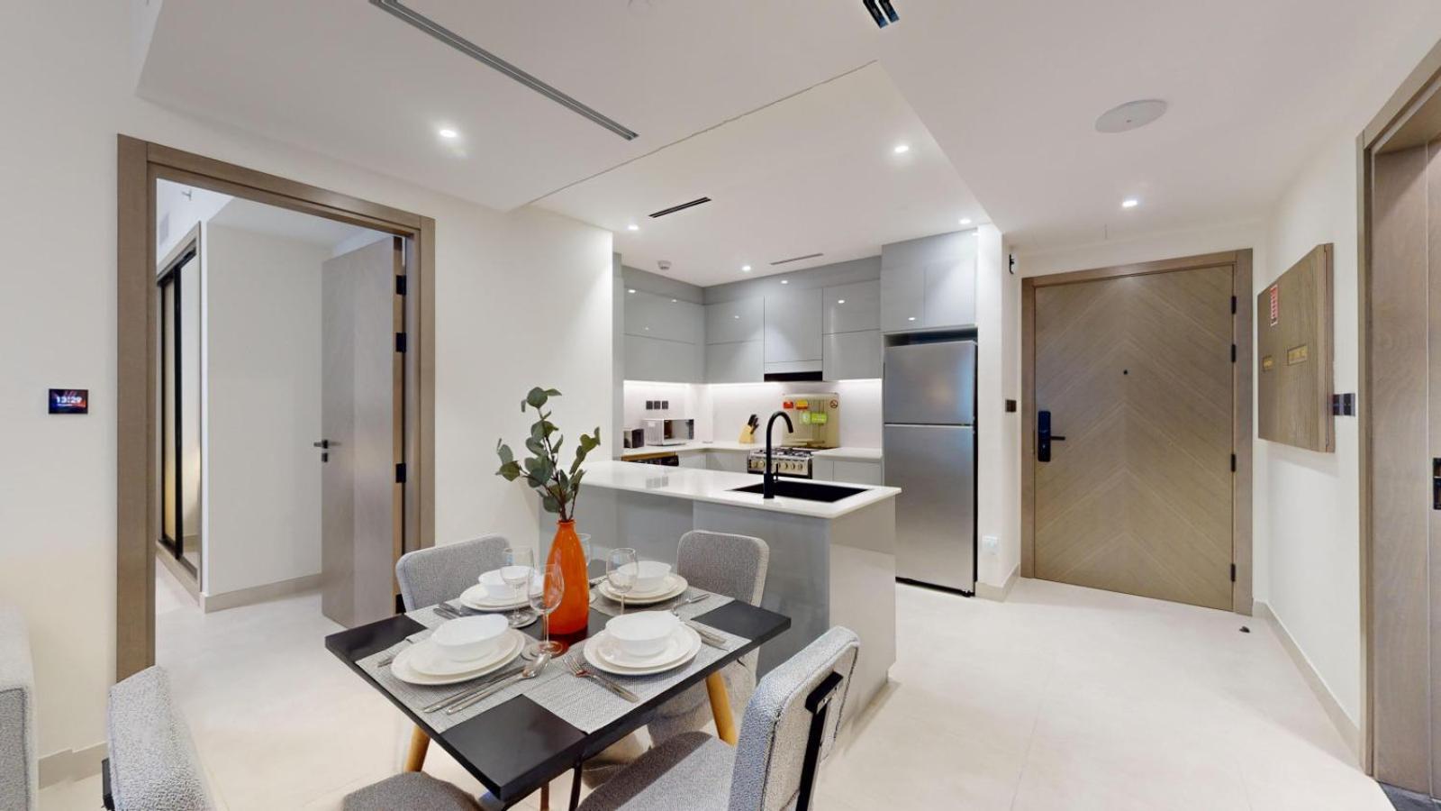 Apartment Binghatti Creek - Chic Two Bedroom In Al Jadaf *