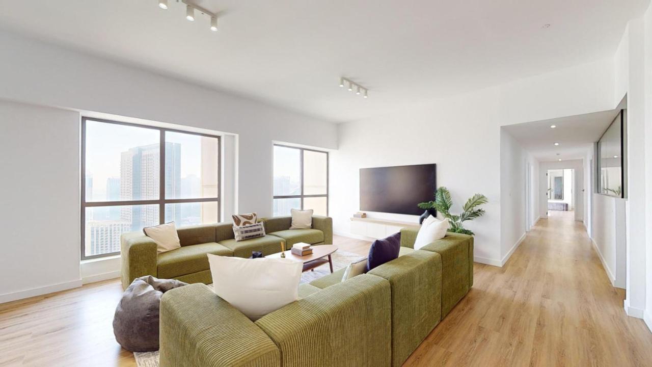 Sadaf - Chic Four Bed With Office And Marina View Apartment