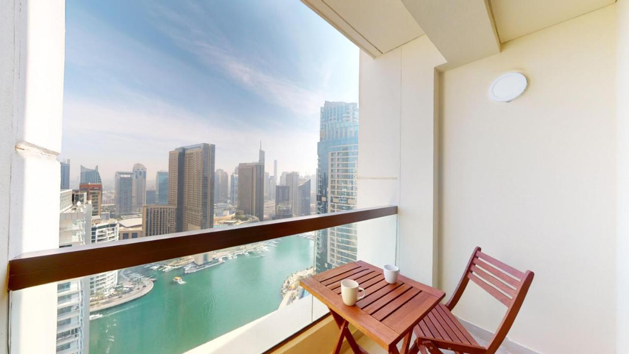 Sadaf - Chic Four Bed With Office And Marina View Apartment