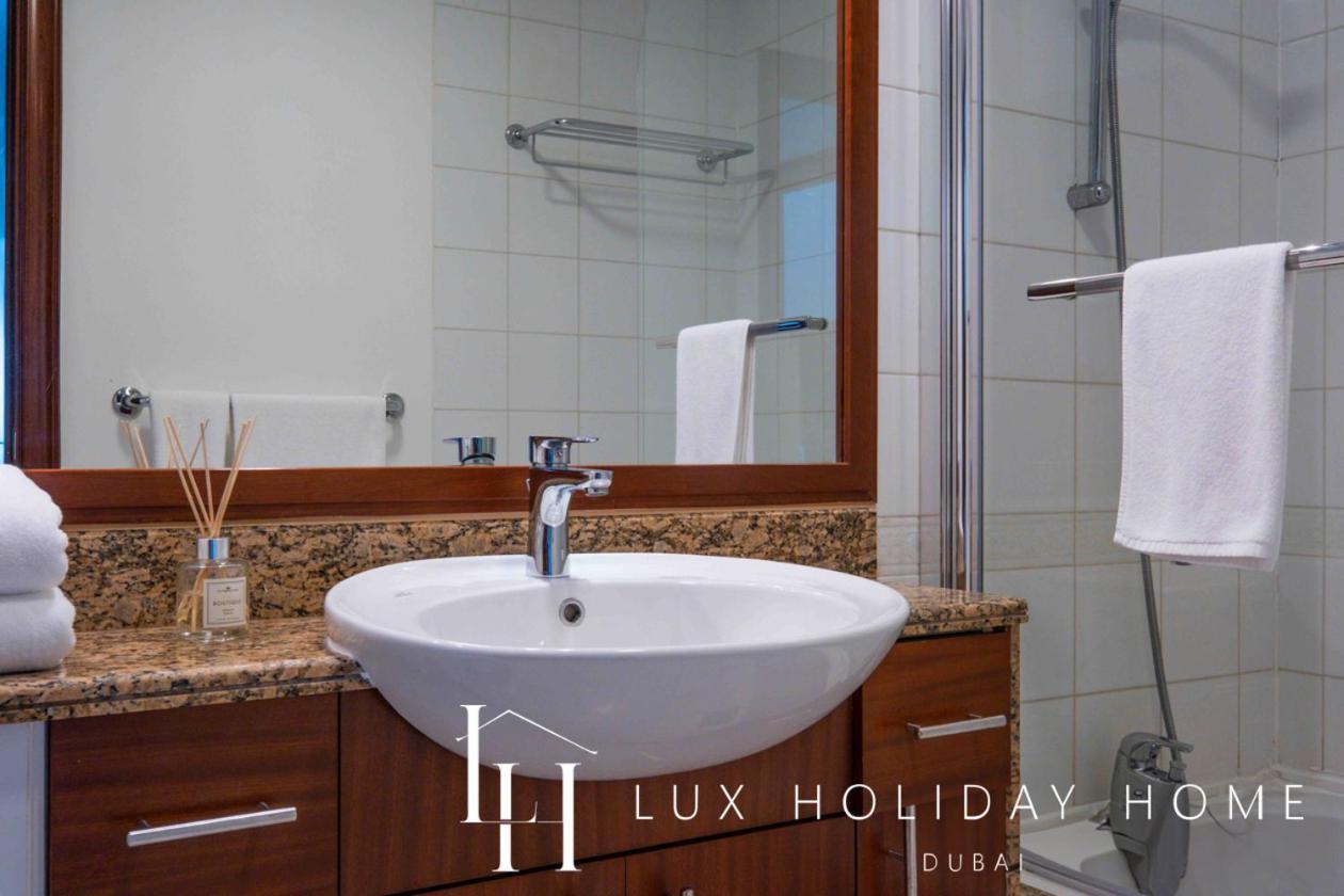 Lux