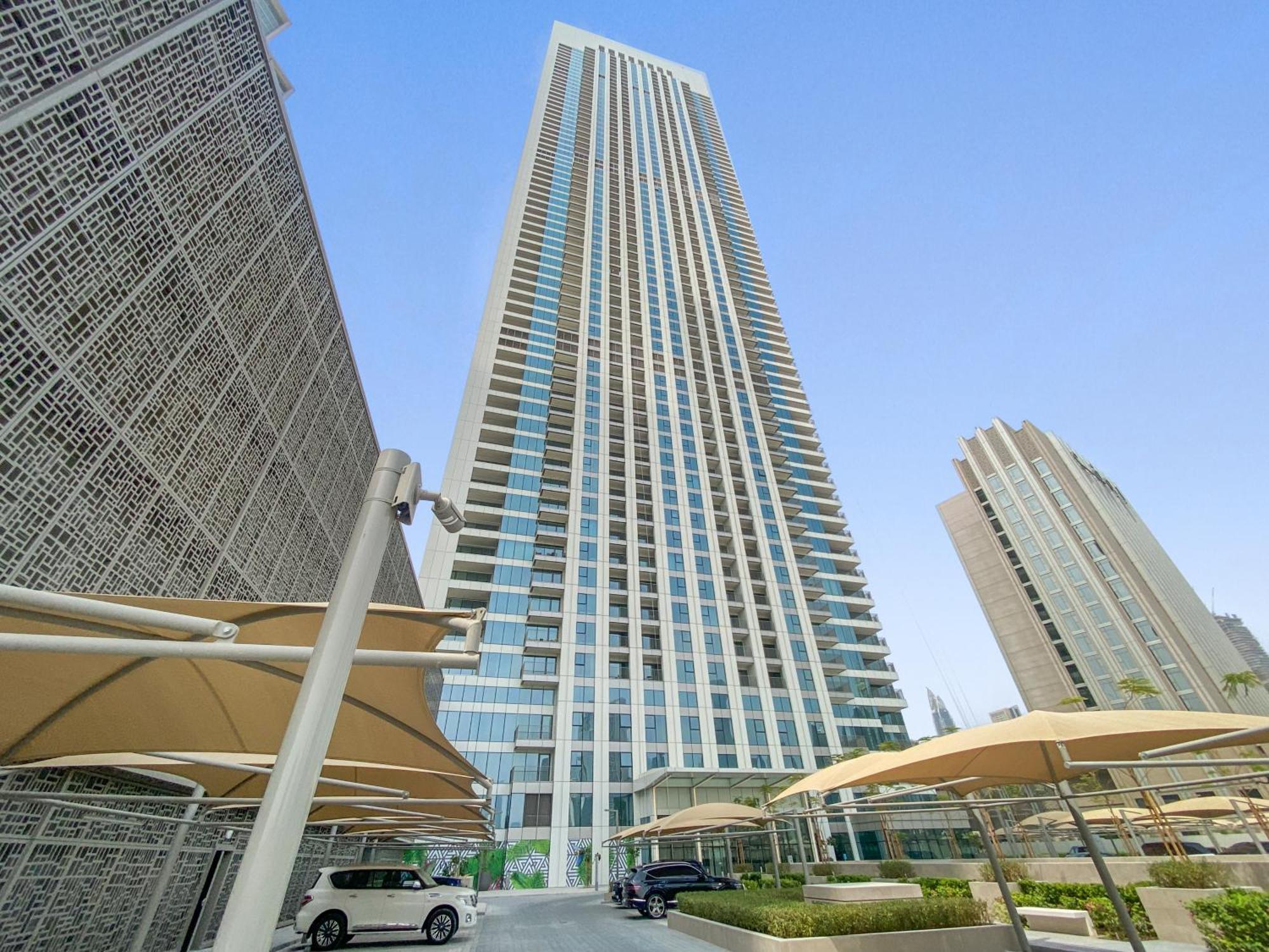 Apartment Silkhaus Lavish 1bdr In New Tower With Pool & Gym Access Dubai