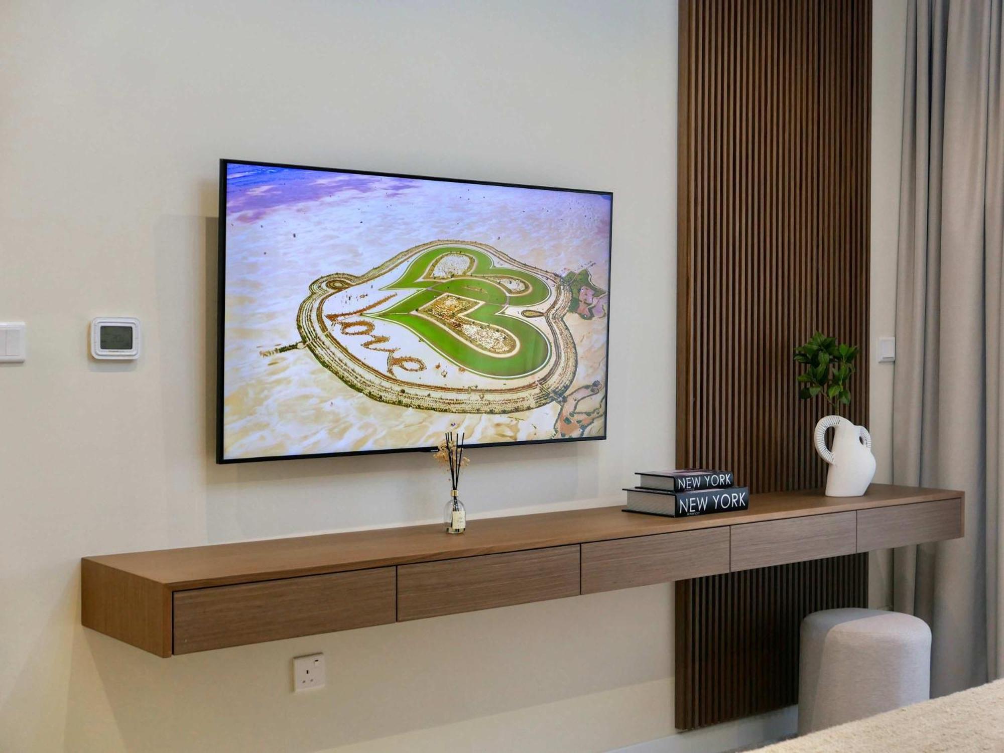 Ambient 1br On The At 5 Star Apartment