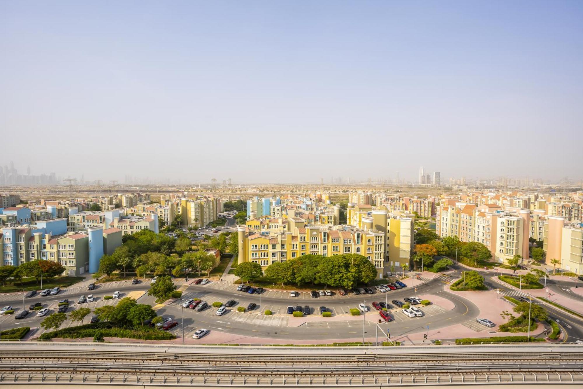 Homesgetaway -spacious 1br In Pearlz By Danube *