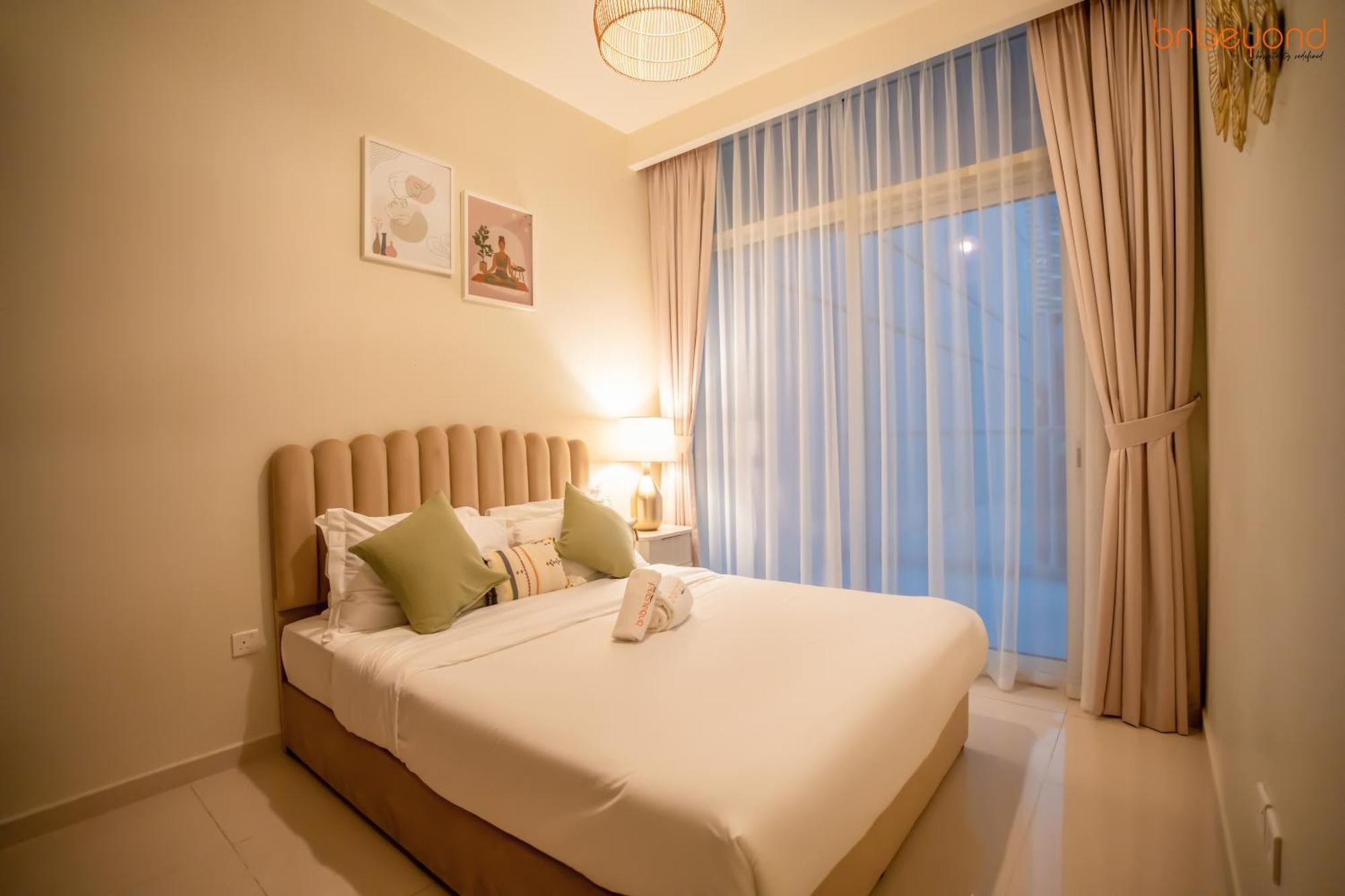 Daire Cozy Retreat With Burj Views By Bnbeyond
