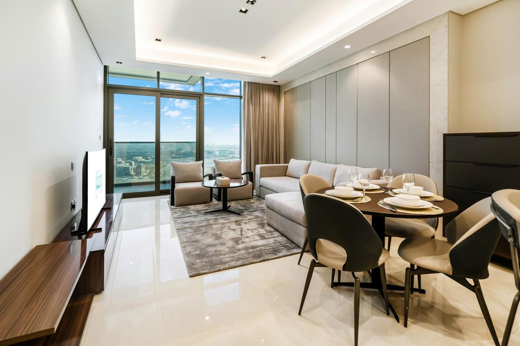 Fam Living - Nobles Tower, Brandnew 2b, Burj Views