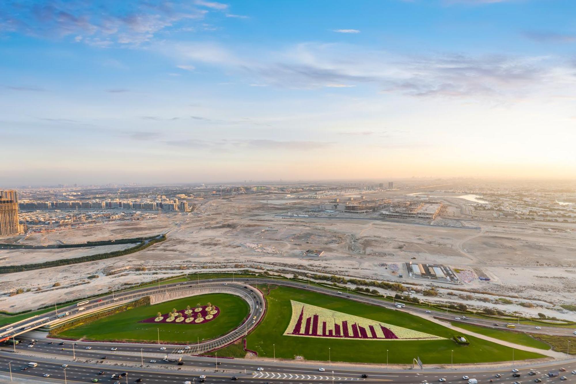 Fam Living - Nobles Tower, Brandnew 2b, Burj Views