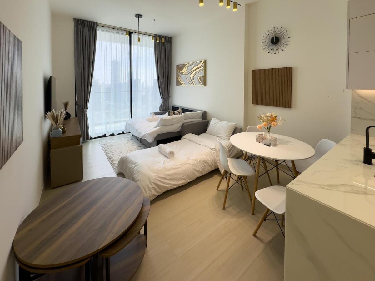Modern And Charming 1br In Jvc Daire *