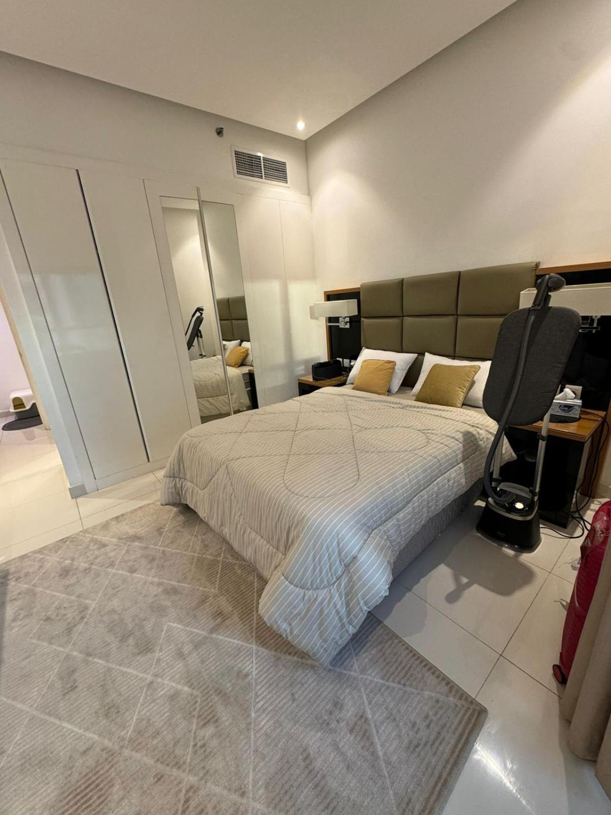 Apartment Bright And Airy 2br Bay Retreat Dubai