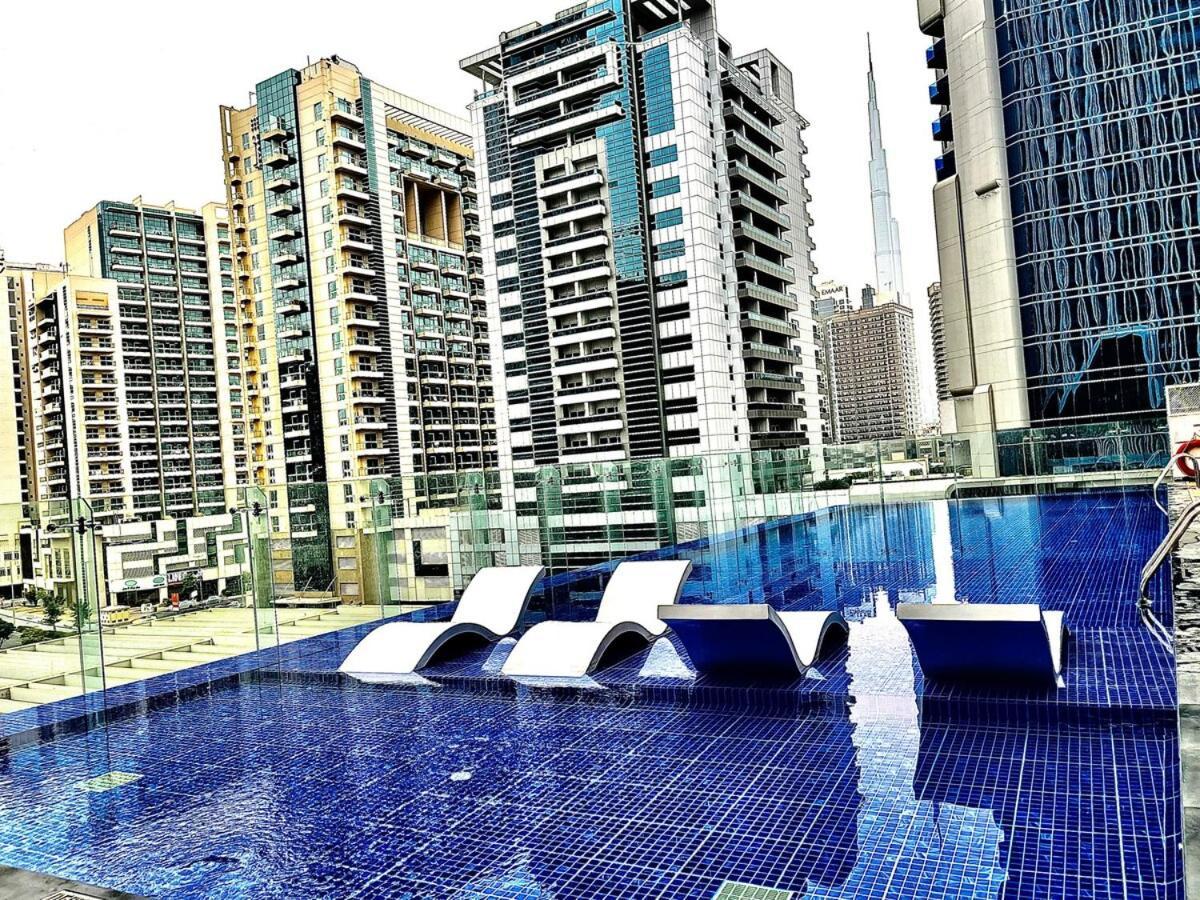 Breathtaking Burj & Pool View In Downtown