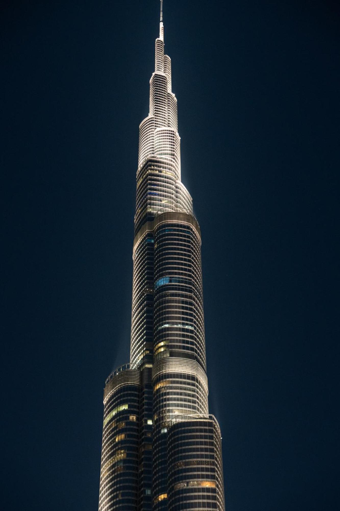 Hermes-style 2br, Full Burj Khalifa View - Infinity Pool - Full Fountain View Apartment Dubai