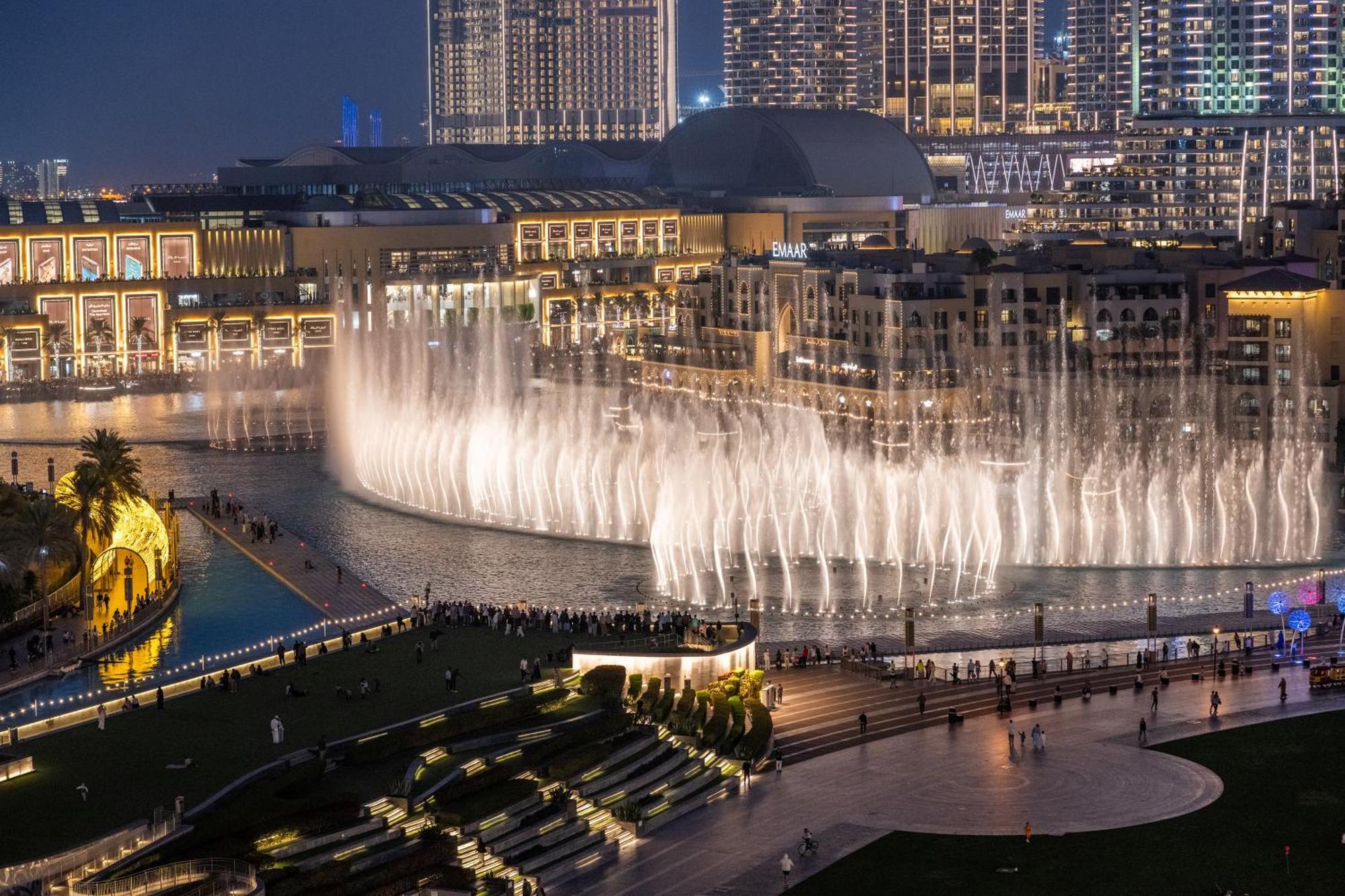 Hermes-style 2br, Full Burj Khalifa View - Infinity Pool - Full Fountain View * Dubai