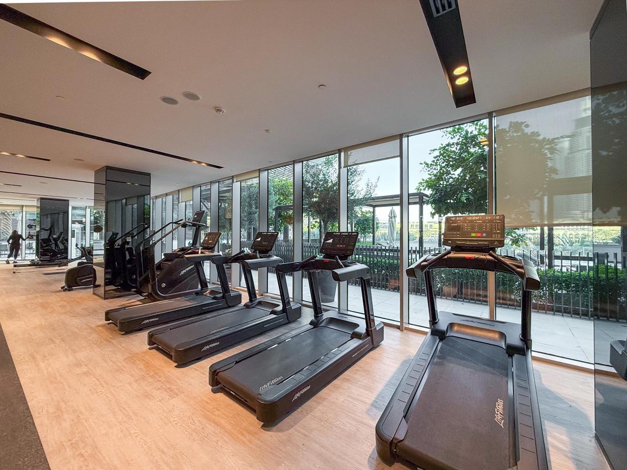Apartment Hermes-style 2br, Full Burj Khalifa View - Infinity Pool - Full Fountain View Dubai