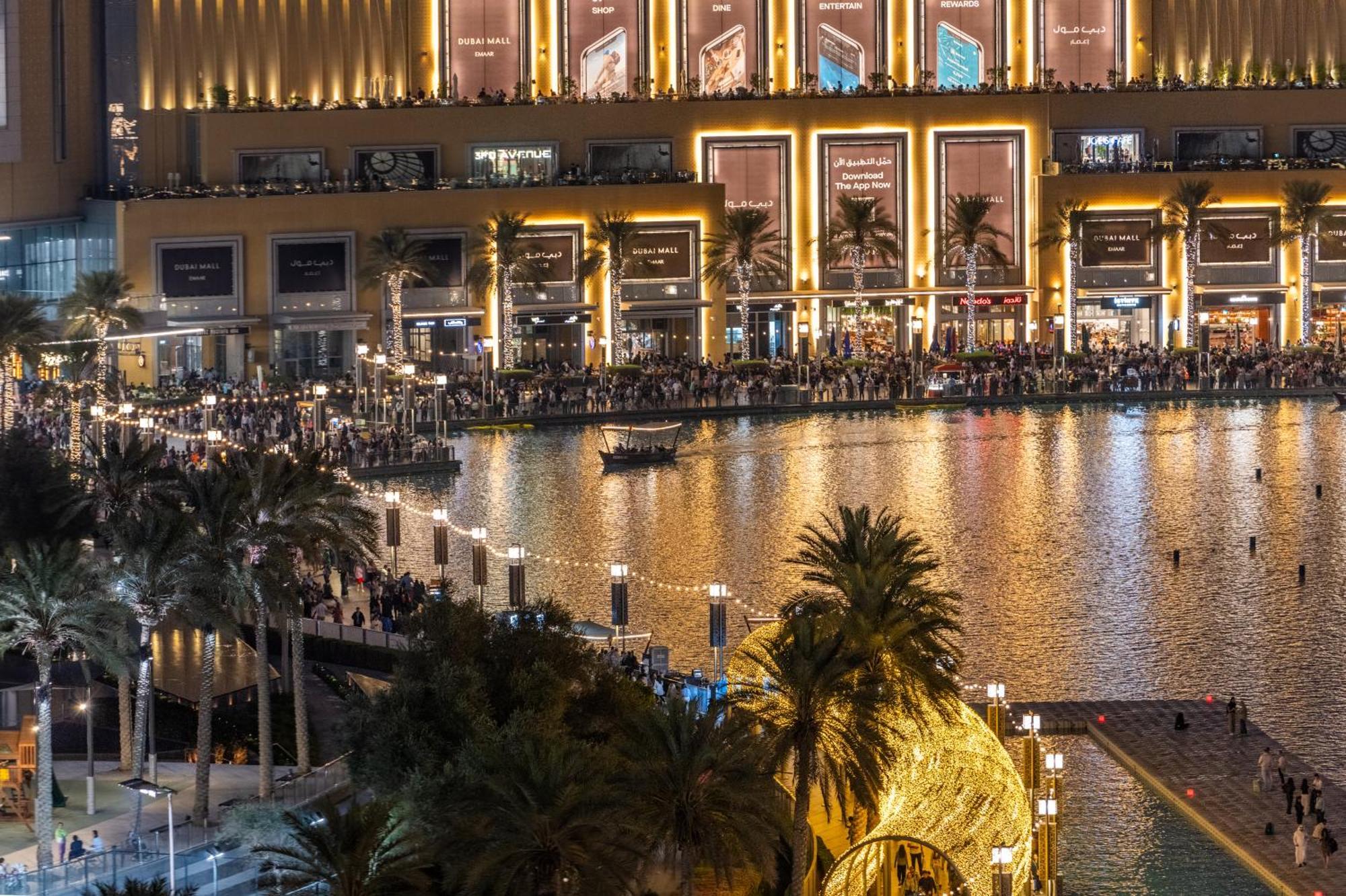 Apartment Hermes-style 2br, Full Burj Khalifa View - Infinity Pool - Full Fountain View