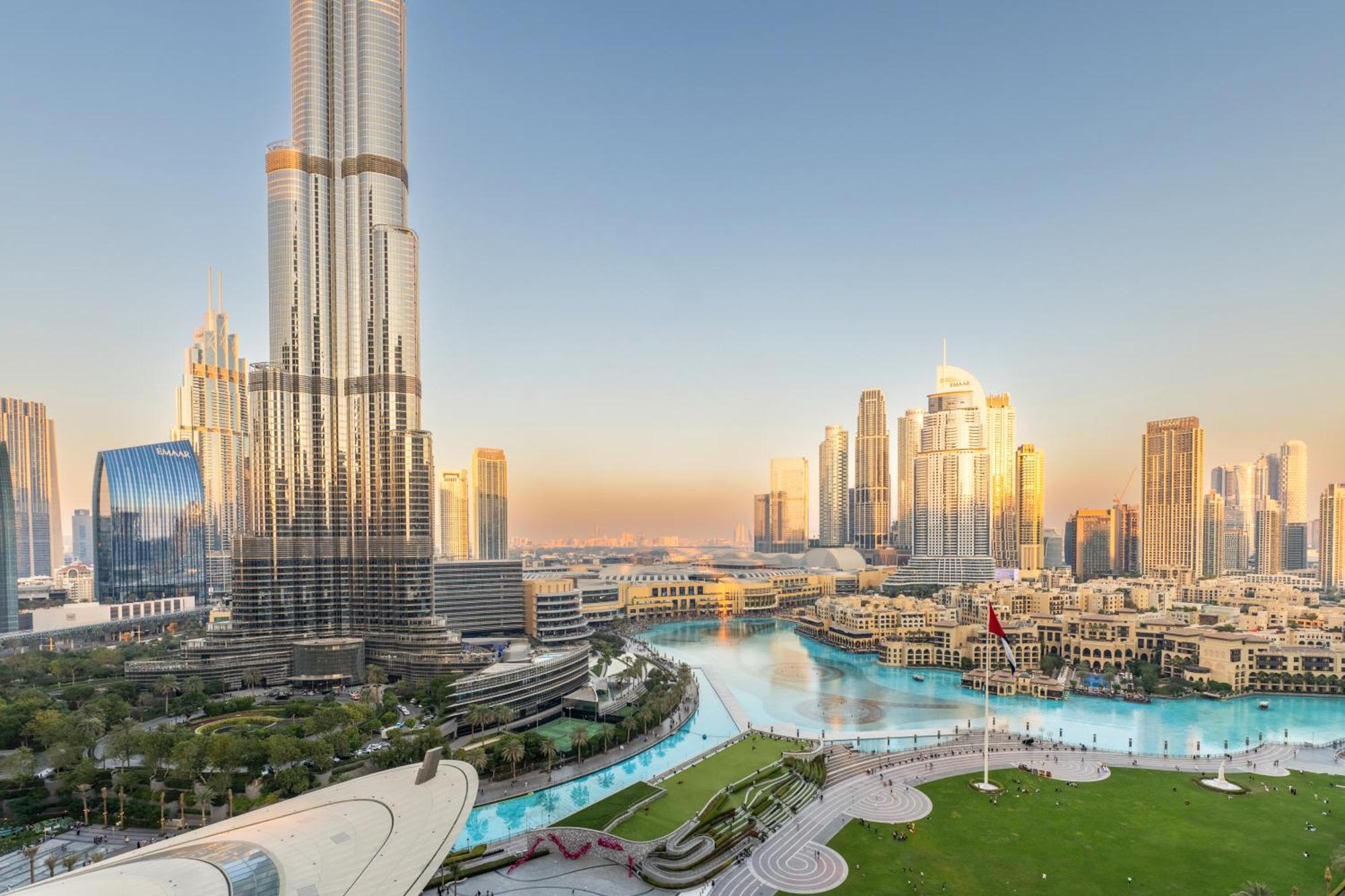 Apartment Hermes-style 2br, Full Burj Khalifa View - Infinity Pool - Full Fountain View *