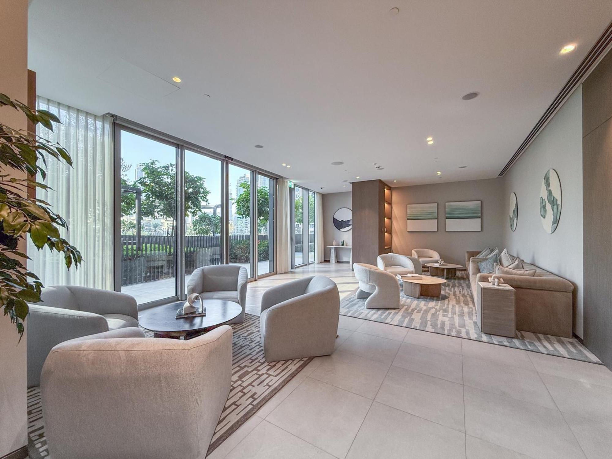 Hermes-style 2br, Full Burj Khalifa View - Infinity Pool - Full Fountain View * Dubai