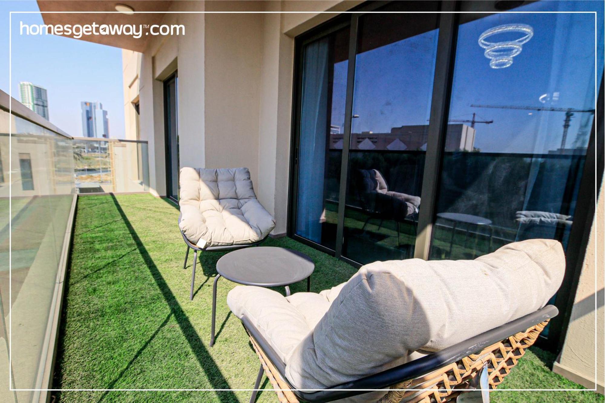 Luxurious And Spacious 2br Maid Eleganz