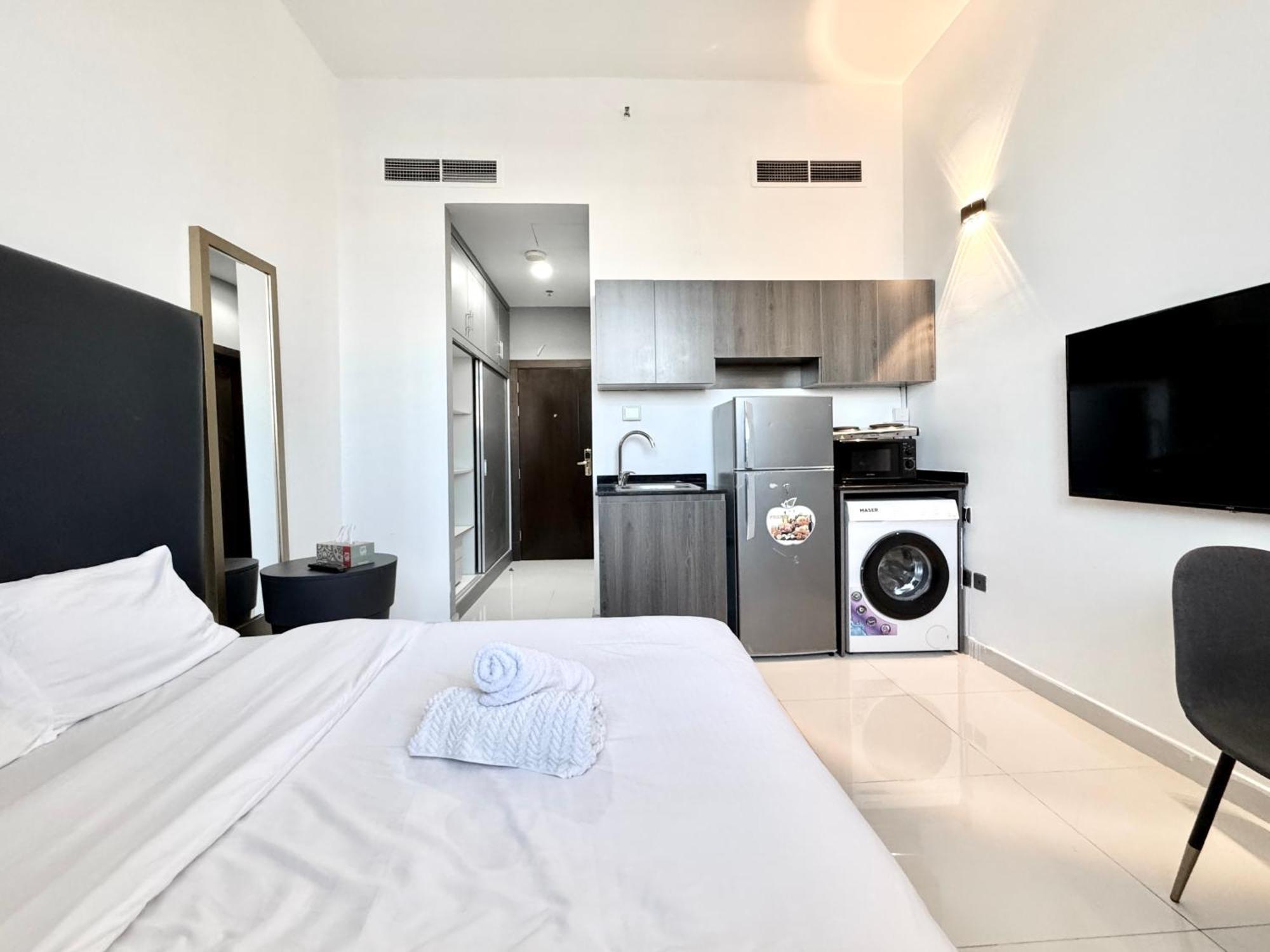 Al Manara Classic Deluxe Apartment Dubai